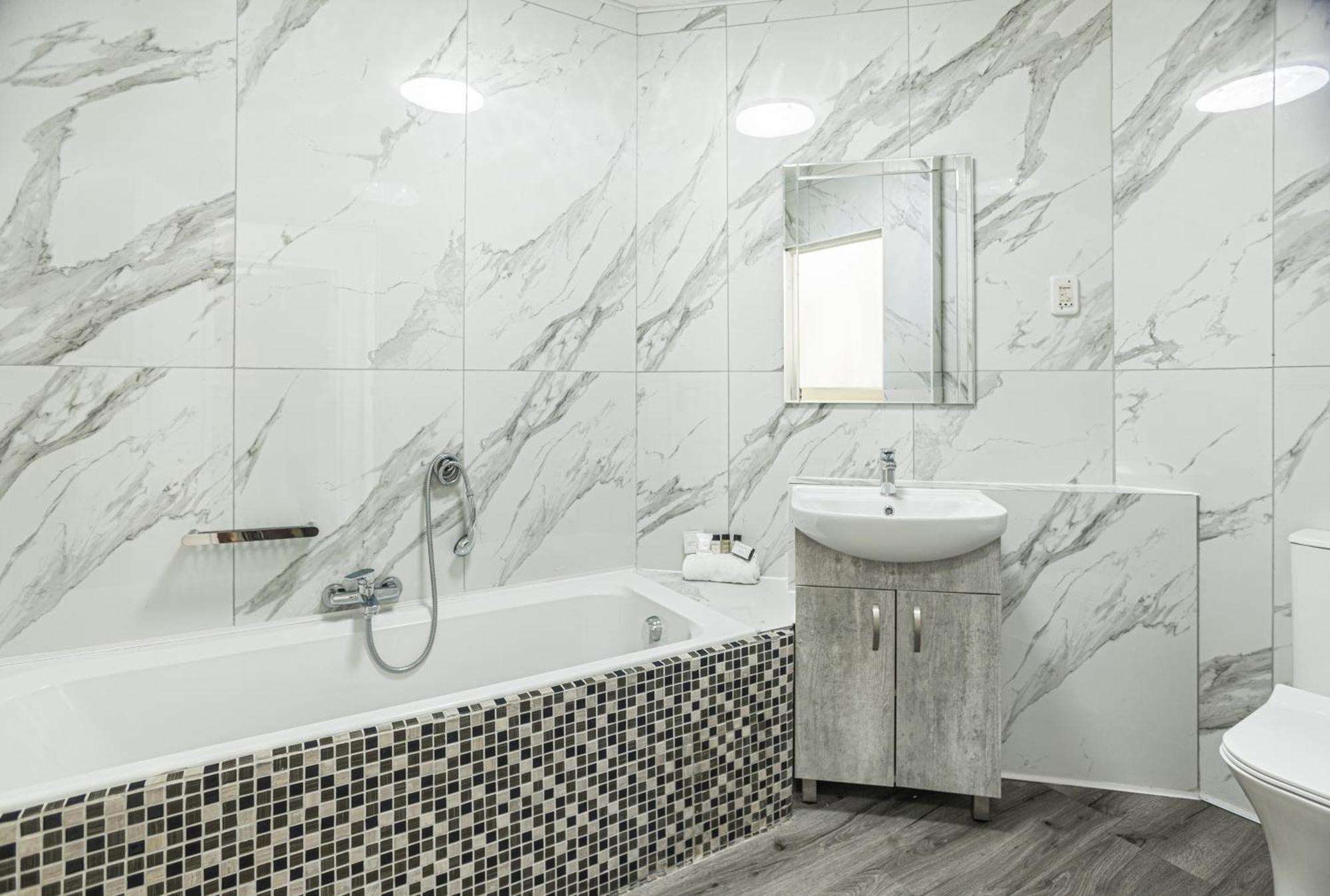 Dolphin Bay Boutique Hotel And Spa Port Elizabeth Extérieur photo